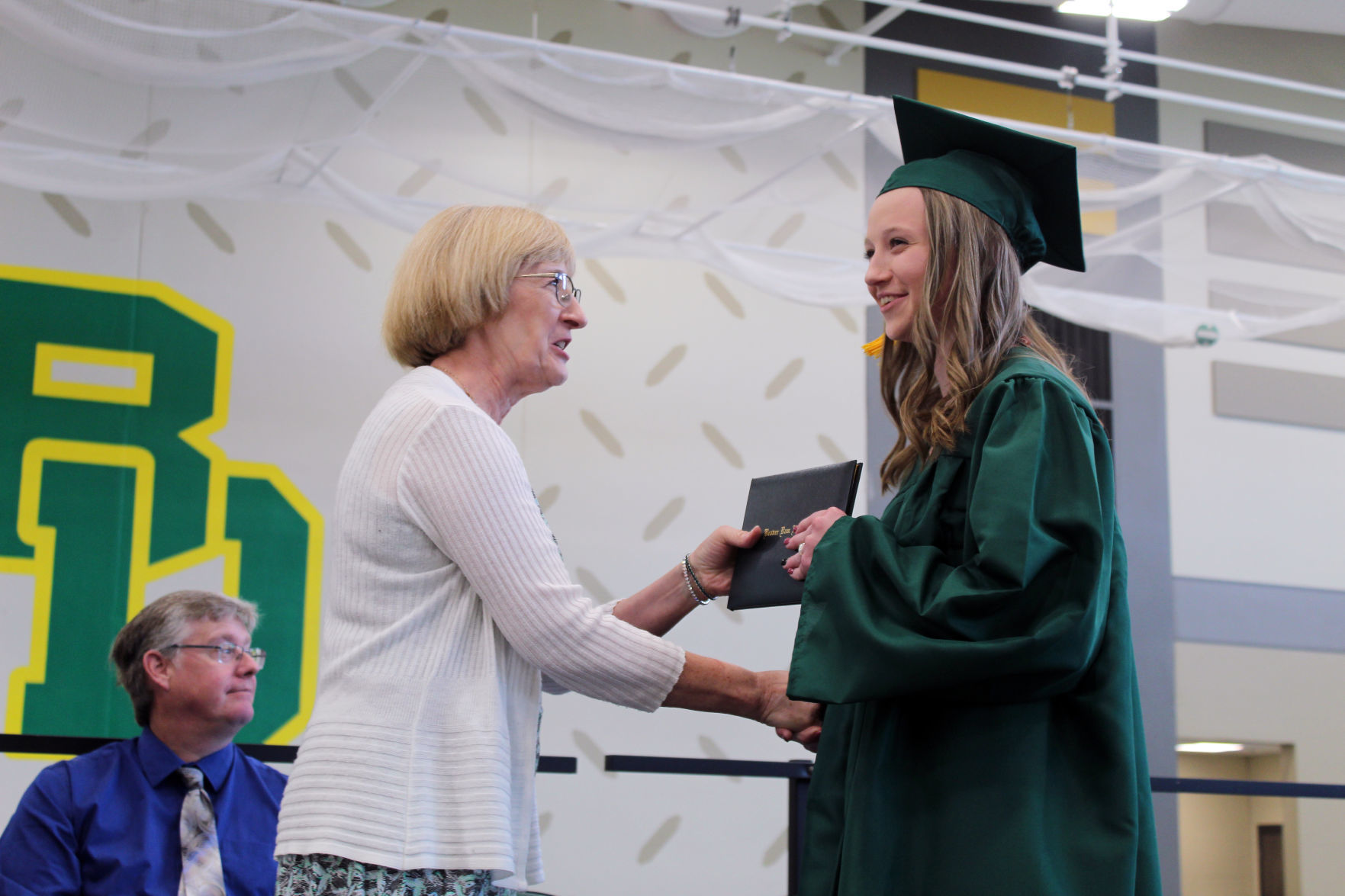 060219-ctzn-news-bd-grad108.jpg
